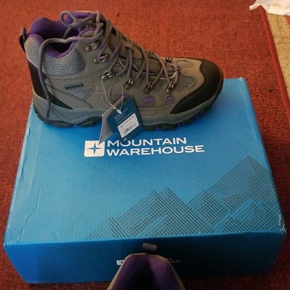 adventurer waterproof boots